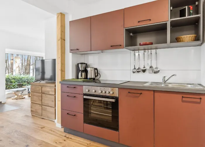 1 Bedroom Cozy In * שוורין